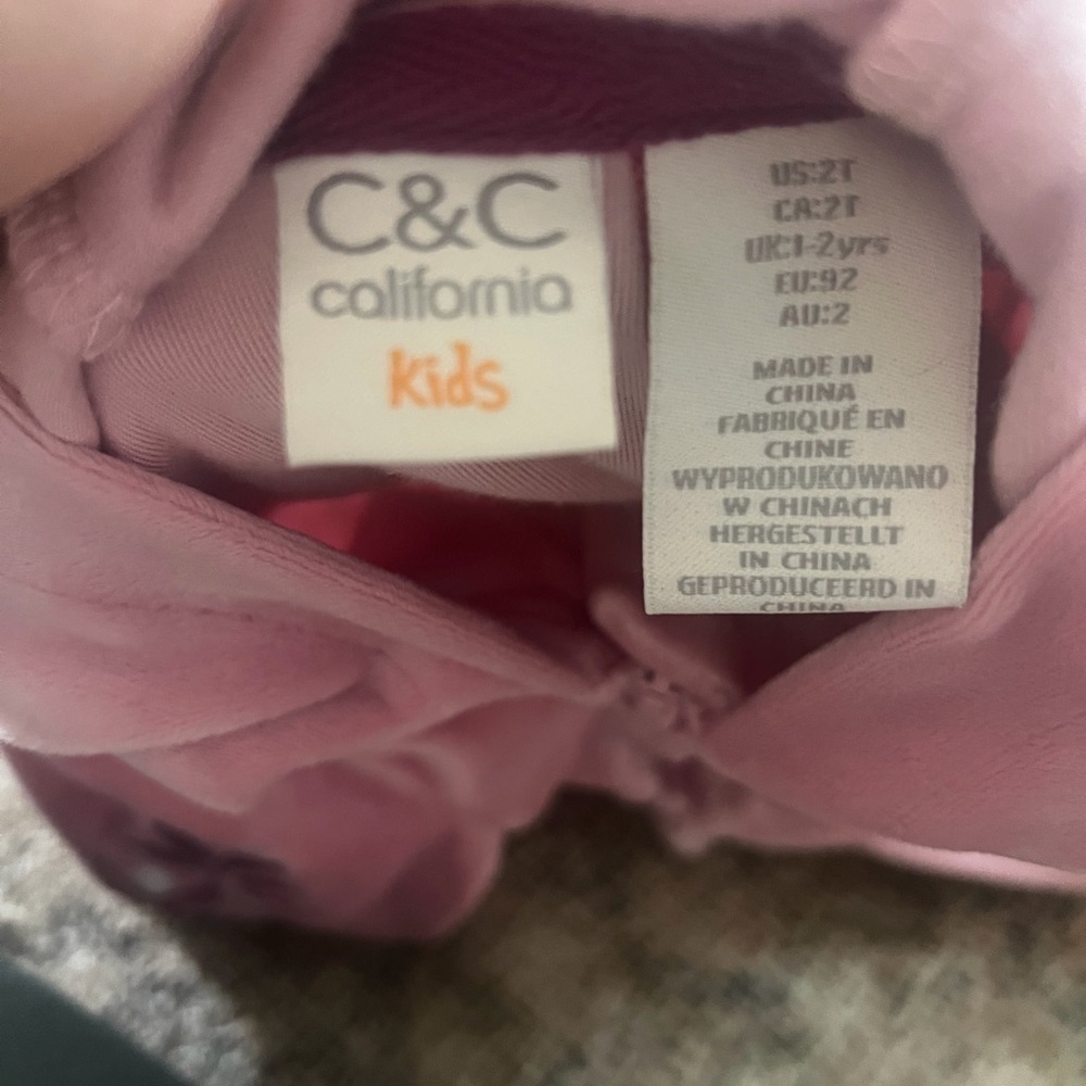 C.C Kids Pink Outfit with Floral Design 2T - Picture 2 of 2